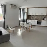Vila Kouzoulis House *