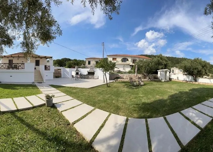 Kouzoulis House * Έξω Χώρα